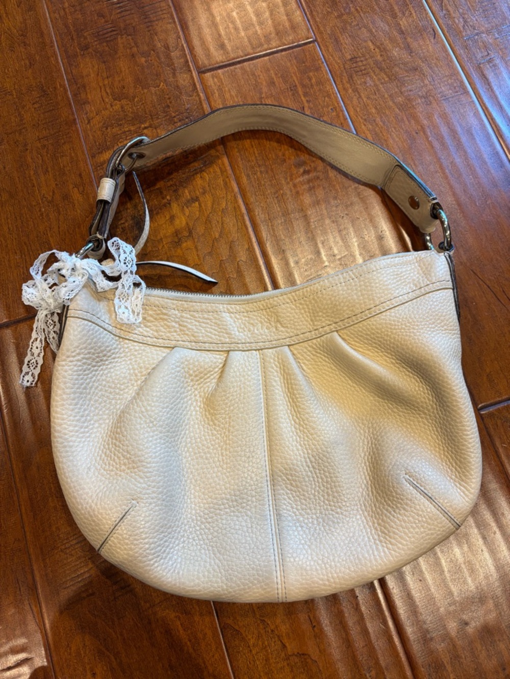 Coach Cream Pebbled Leather Shoulder Bag